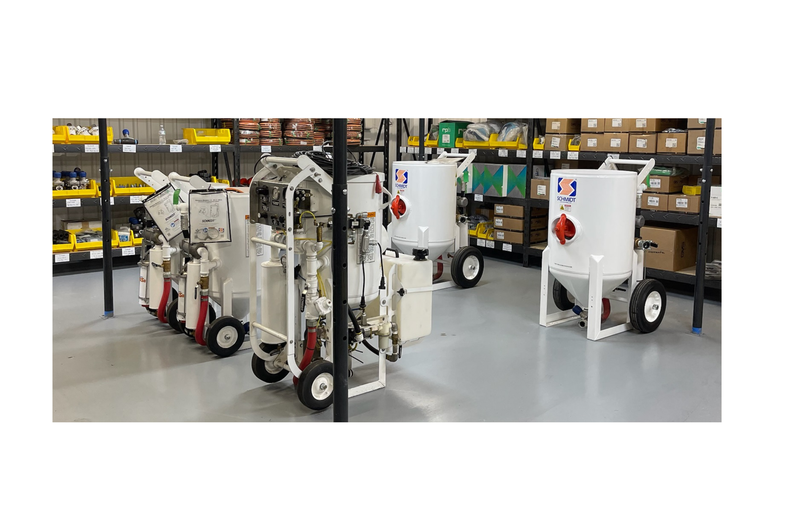 Choosing the Right Blast Pot for Sandblasting & Industrial Surface Prep